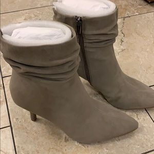 Vince Camuto Shoes - Vince Camuto Abrianna Leather Pointed-Toe Bootie Vince Camuto Shoes - Vince Camuto Abrianna Leather Pointed-Toe Bootie